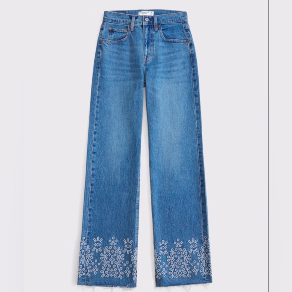 Abercrombie Women's High Rise 90s Relaxed Jean Embroidery Medium Cutwork